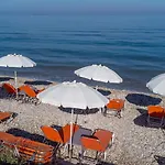 Ippocrates & Restaurant 2*