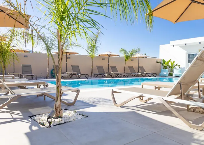 Ippocrates & Restaurant Hotel 2*